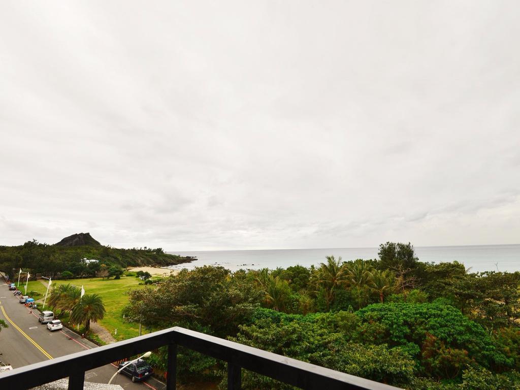 Tranquil Sea Vacation Hotel Kenting Exterior photo